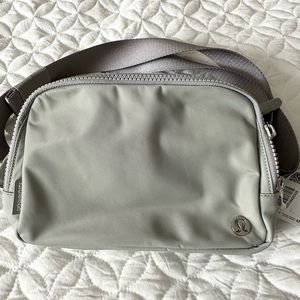 Lululemon Silver Drop Large Everywhere Bag Belt